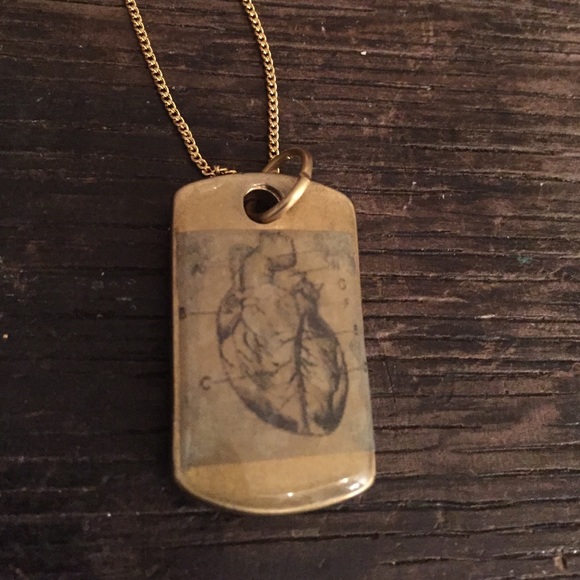 Jewelry - Anatomical heart necklace