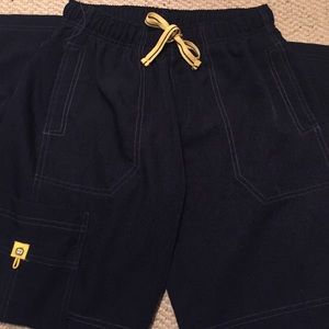 Wonder wink scrub pants