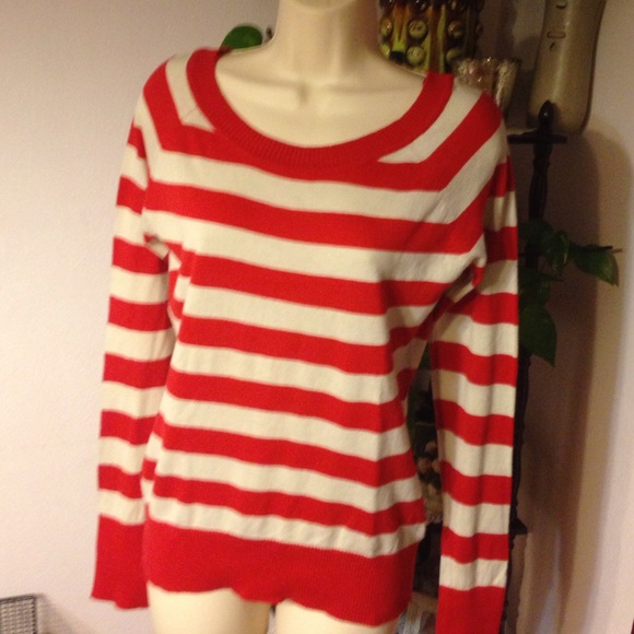 H&M Sweaters - H&M cute light sweater