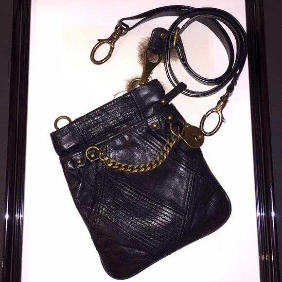 Juicy Couture Bags - Juicy Couture Black Crossbody Bag Juicy Couture Bags - Juicy Couture Black Crossbody Bag