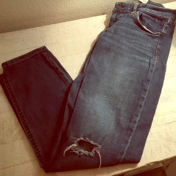 Hollister Ripped Knee Jeans