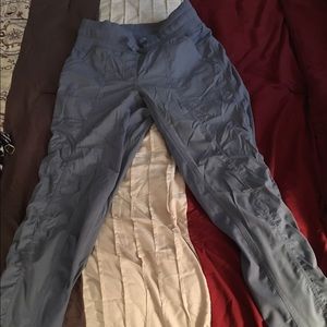 Lululemon crops