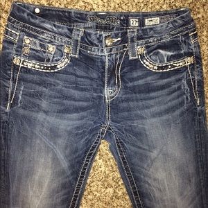 Miss Me Easy Skinny Jeans