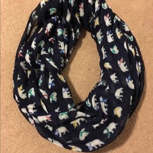 NWOT Navy infinity scarf with polar bears