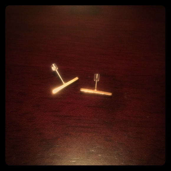 Minimalist earrings