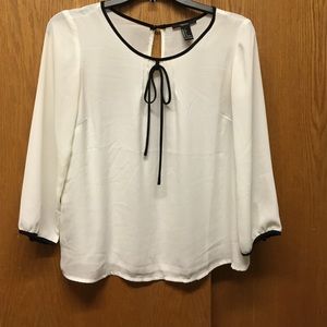 Forever 21 3/4 Sleeve blouse