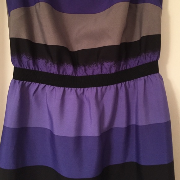 Loft Dress - Picture 2 of 3