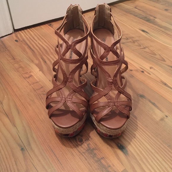 Wedges - Picture 3 of 4