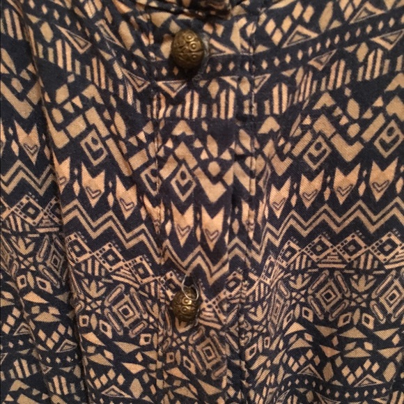 PacSun Tank Top - Picture 2 of 4