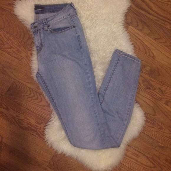 BDG Urban Outfitter cigarette jeans