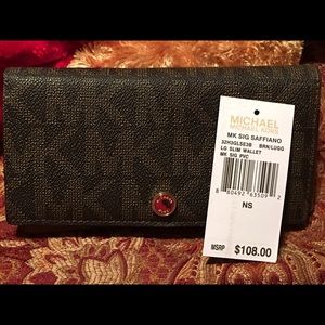Michael Kors Saffiano Wallet