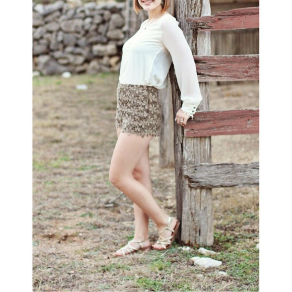 Army Green Lace Shorts
