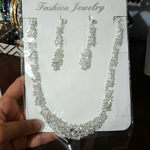 Necklace set