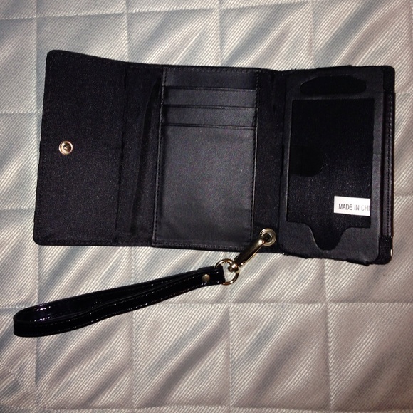 Kate Spade wallet - Picture 2 of 2