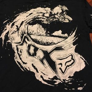 Fox- Men's size small black Tshirt ⭐️