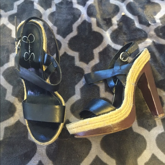 Essential black strappy heels!