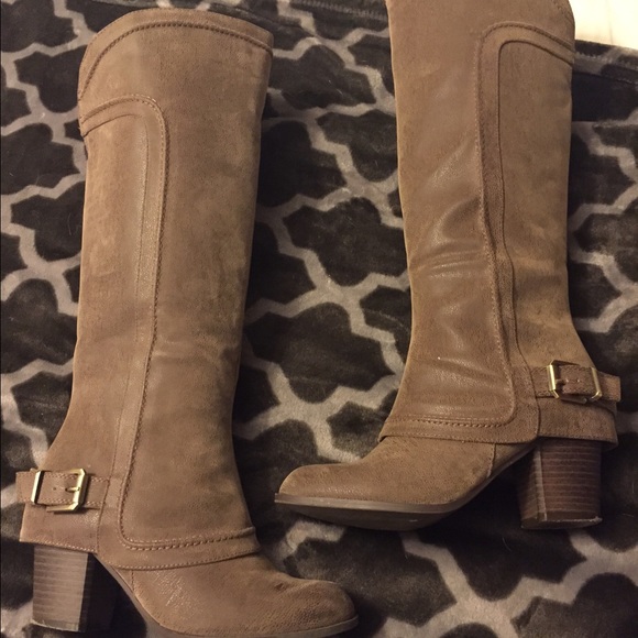 These are the must have hottest boots!