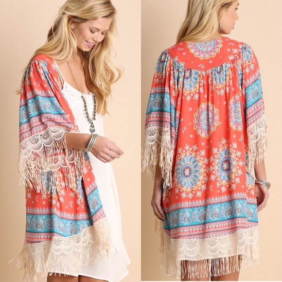 Sweaters - 🌟New🌟 Paisley Print Kimono Cardigan with Fringe