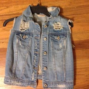 Denim vest size small light wash