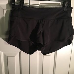 Lulu lemon shorts!! (Reasonable OFFERS WELCOME)