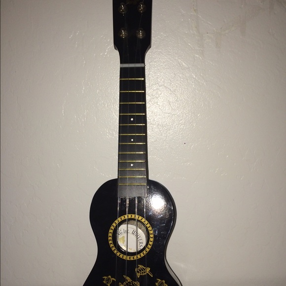 black&gold turtle Hawaiian ukulele