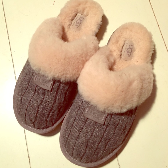 Ugg Gray Cable Knit Slippers