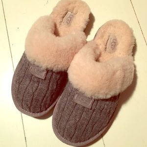 Ugg Gray Cable Knit Slippers