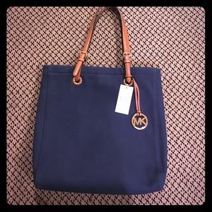 Used Micheal Kors Tote Bag!