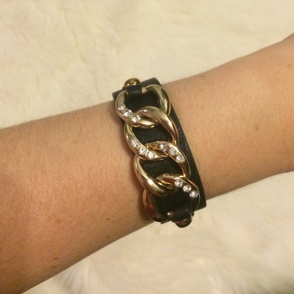 🎉🚨CLEARANCE!🚨🎉 - Picture 2 of 4