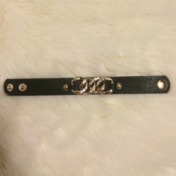 🎉🚨CLEARANCE!🚨🎉 - Picture 3 of 4