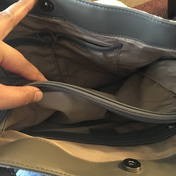 Nine west handbag - Picture 3 of 4