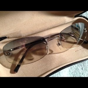 Authentic CHANEL sunglasses w case & box