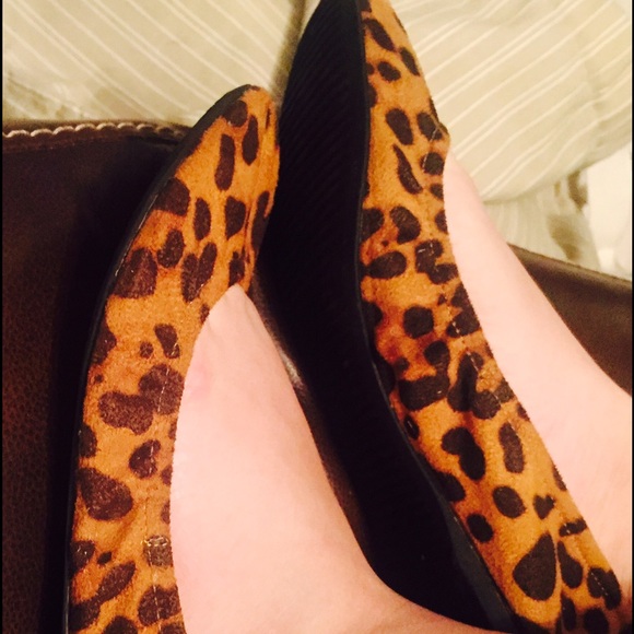 Leopard Flats