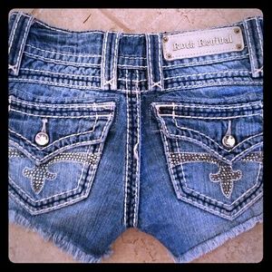 Rock revival shorts size 24