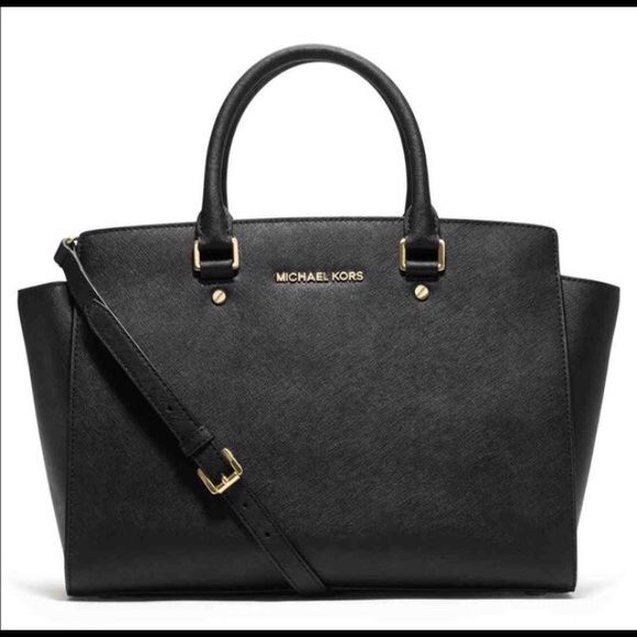 ISO BLACK MICHAEL KORS SELMA