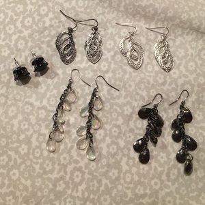 Bundle of 5 earrings
