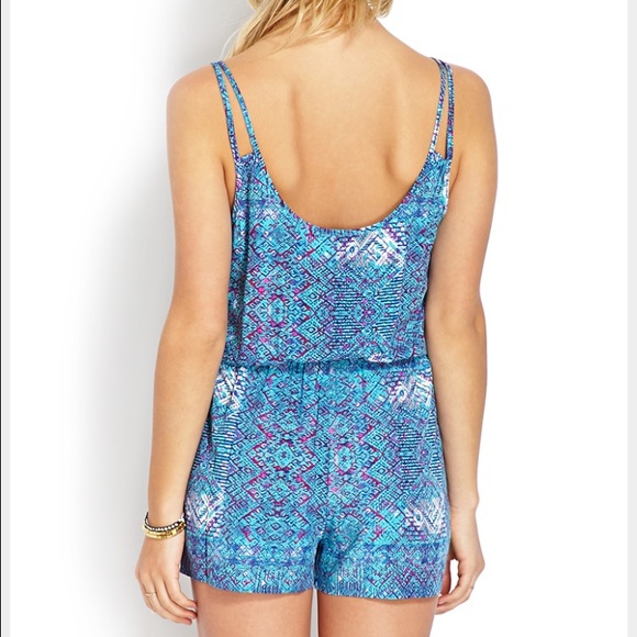 patterned romper - Picture 3 of 4