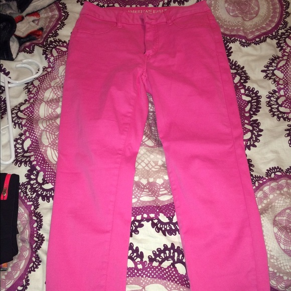 Pink crop stretch jegging American eagle size 6