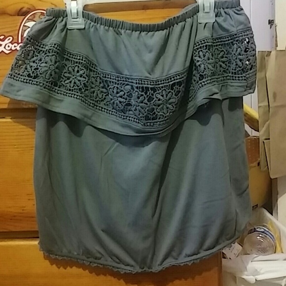 Oneill Strapless top