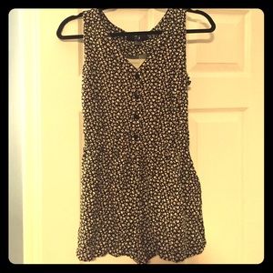 Black/white flower romper