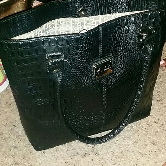 Marc Fisher handbag