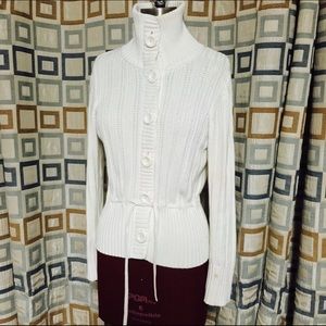 Beautiful White Knitted Jacket from High Siera