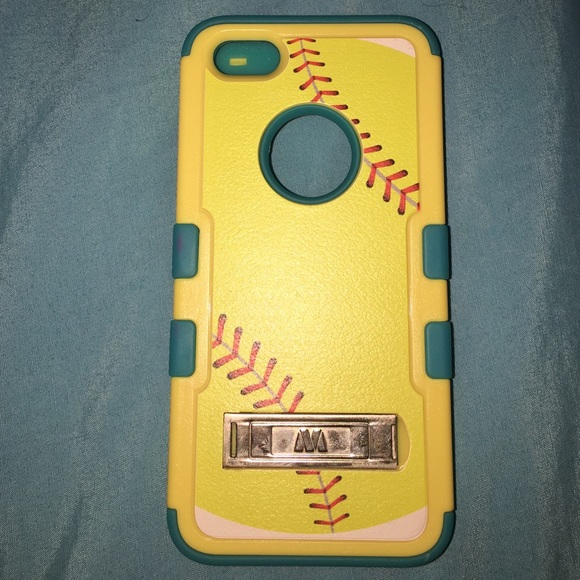 iPhone 5/5c/5s softball phone case