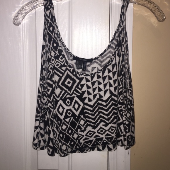 Black and white aztec print flowy crop top