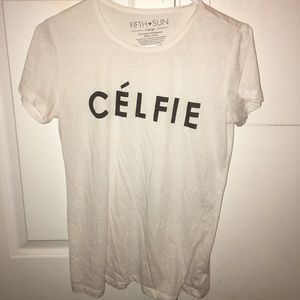 White Célfie T-shirt