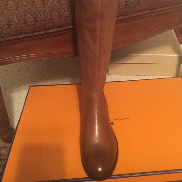 Gorgeous boots New Authentic Arturo Chiang - Picture 3 of 3