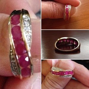 💯Genuine 10kt gold with ruby and diamond