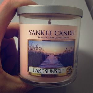 Yankee candle Lake Sunset fragrance (7oz)