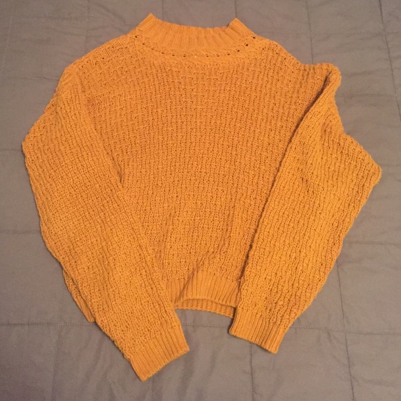 Vintage Chunky Cable Knit Sweater