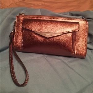 Liz Claiborne Triangle Top Wristlet